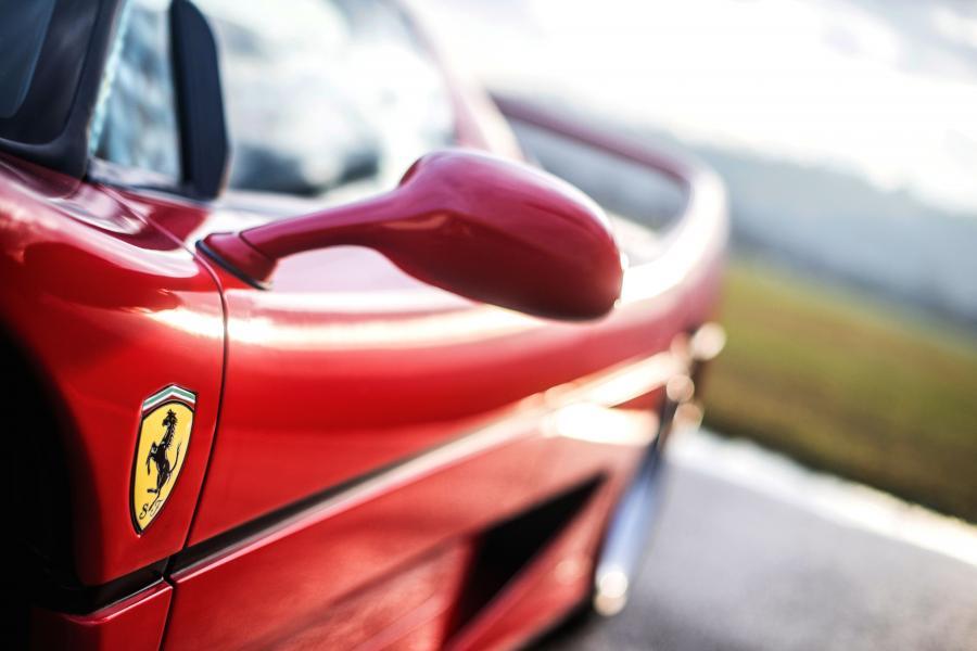 Детали экстерьера Ferrari F50 1995 года  (WW) (фото 2 из 72)